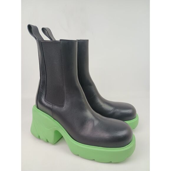 Bottega Veneta Shoes - Bottega Veneta Women's Pistachio Green Leather Flash Chelsea Boots Size 41